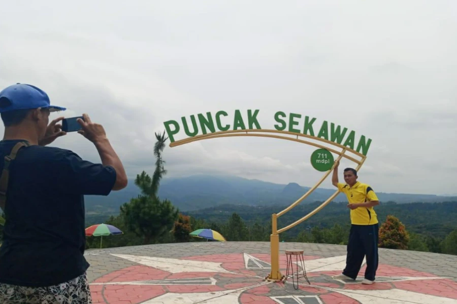 Bupati Blitar Ingin Pertahankan Akses Jalan Rusak Menuju Wisata Puncak Sekawan Puncak Sekawan