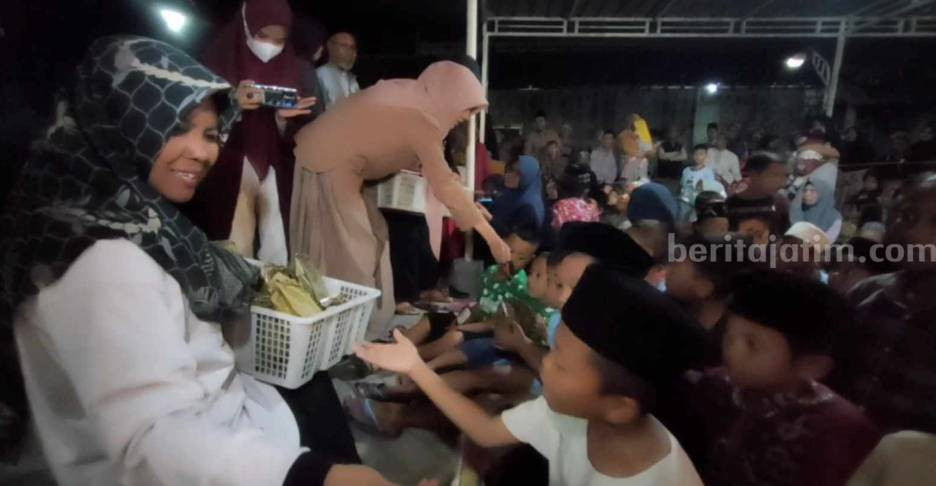 Sambut Ramadhan, Warga Gresik Gelar Festival Makanan Tradisional Bongko Kopyor Ramadhan Gresik