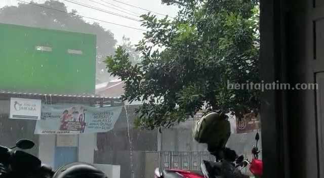 Jatim Masuk Musim Pancaroba, Waspada Cuaca Ekstrem Cuaca ekstrem