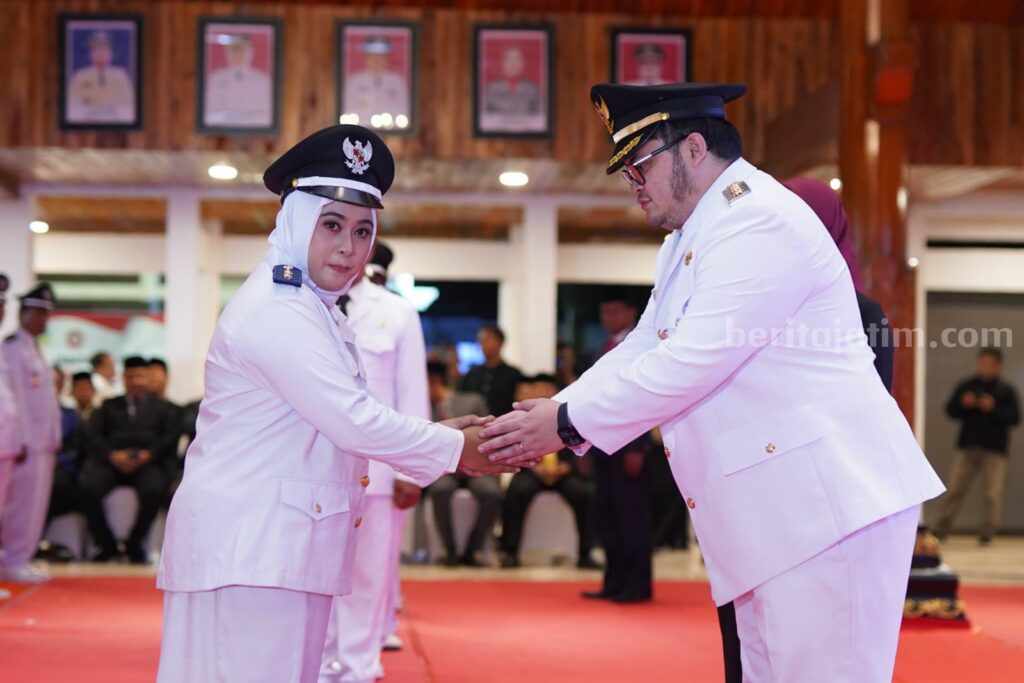 Bupati Kediri Lantik 57 Kades, Minta Buat Program Unggulan