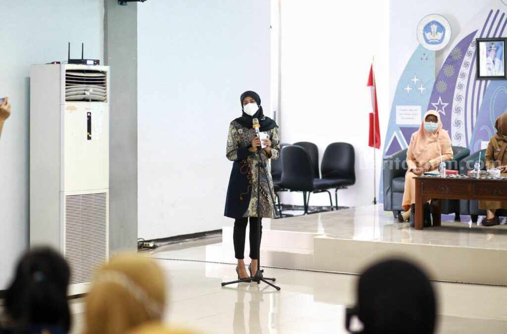 bunda fey