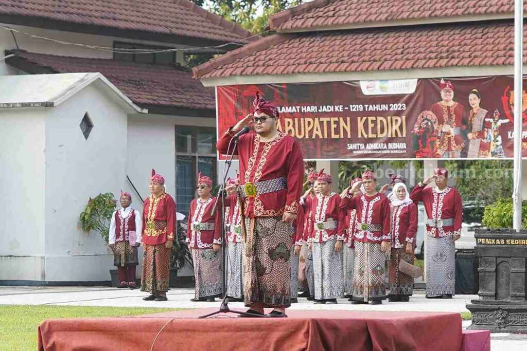 Percepat Pembangunan, Bupati Kediri Kumpulkan SDM Milenial