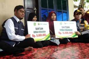 Bupati Sumenep Siap Biayai Sekolah 2 Anak Korban Kebakaran Depo Plumpang Bupati Sumenep