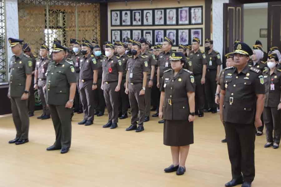 Berita kejari surabaya