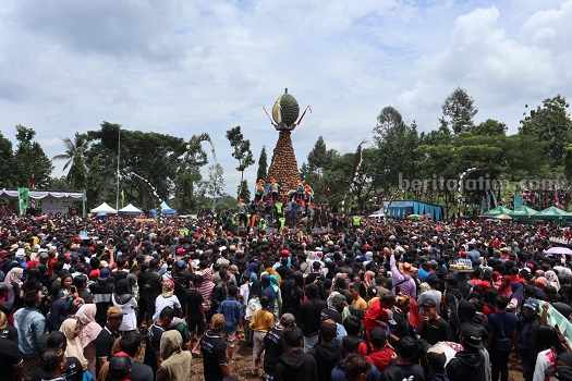 Kenduri Durian Wonosalam Jombang Diserbu Ribuan Orang, 2023 Butir Ludes Sekejab