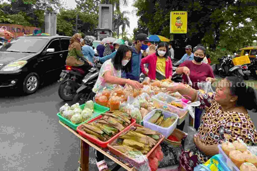 6 Rekomendasi Tempat Ngabuburit Sambil Berburu Takjil di Surabaya Salah satu tempat yang rekomended untuk berburu takjil (instagram)