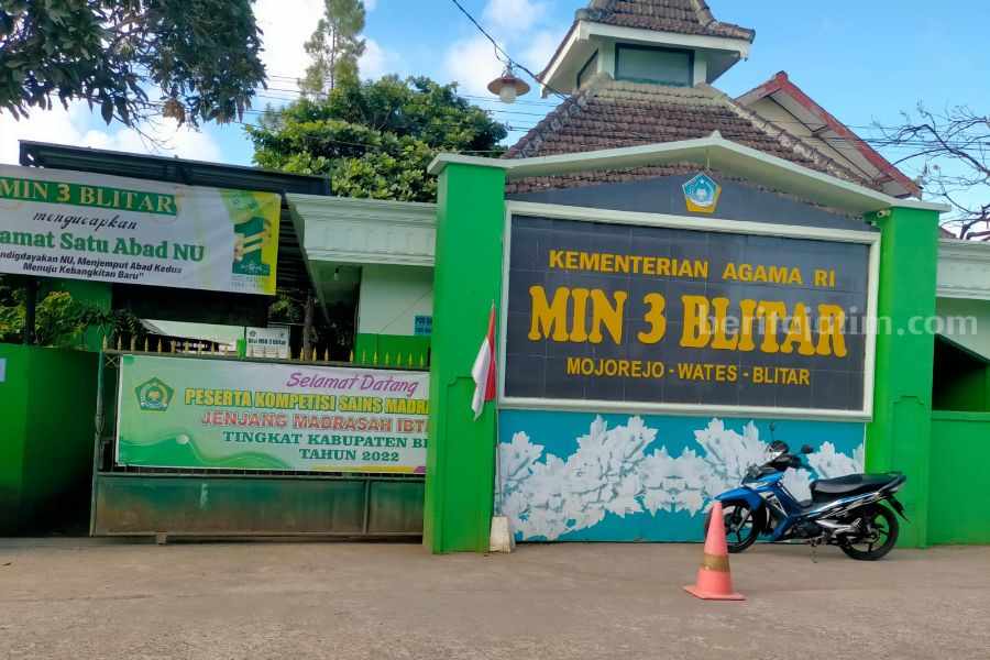 min 3 blitar