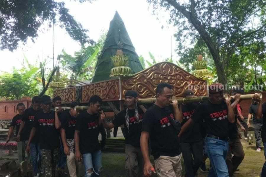 Bandeng dan Serabi, Sajian Khas Nyandran Warga Mojokerto nyadran mojokerto