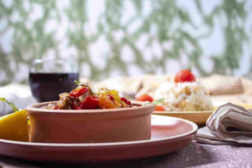 Resep olahan tempe orek yang cocok untuk menu sahur dan buka puasa. (Sumber foto: servetphotograph/pixabay.com)