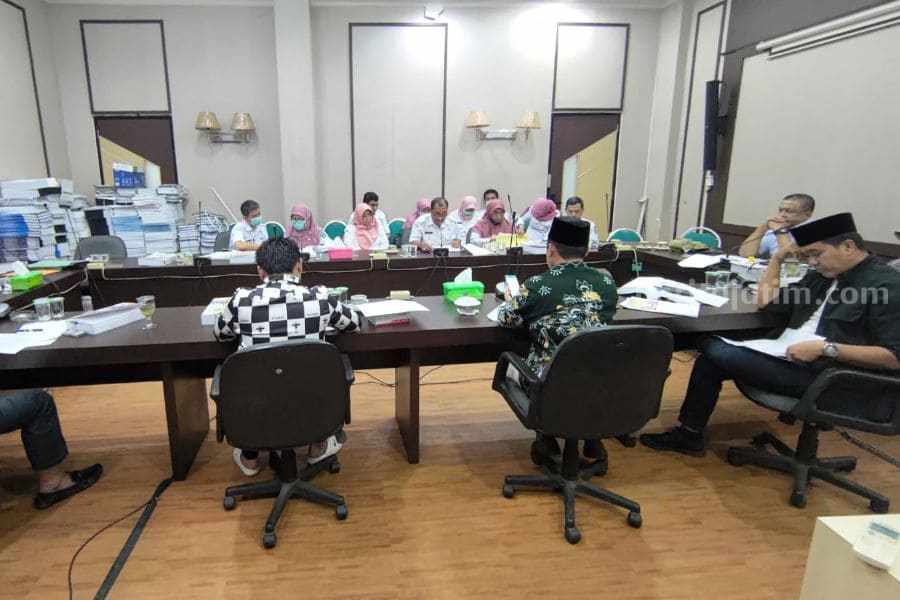 rapat kerja