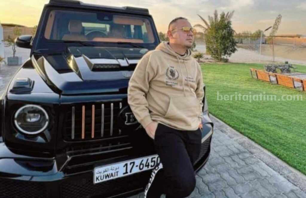 Profil, Biodata dan IG Wahyu Kenzo, Crazy Rich Surabaya yang Ditangkap Karena Kasus Robot Trading ATG Potret Wahyu Kenzo dengan mobil mewah miliknya. (Instagram @wahyukenzo88)