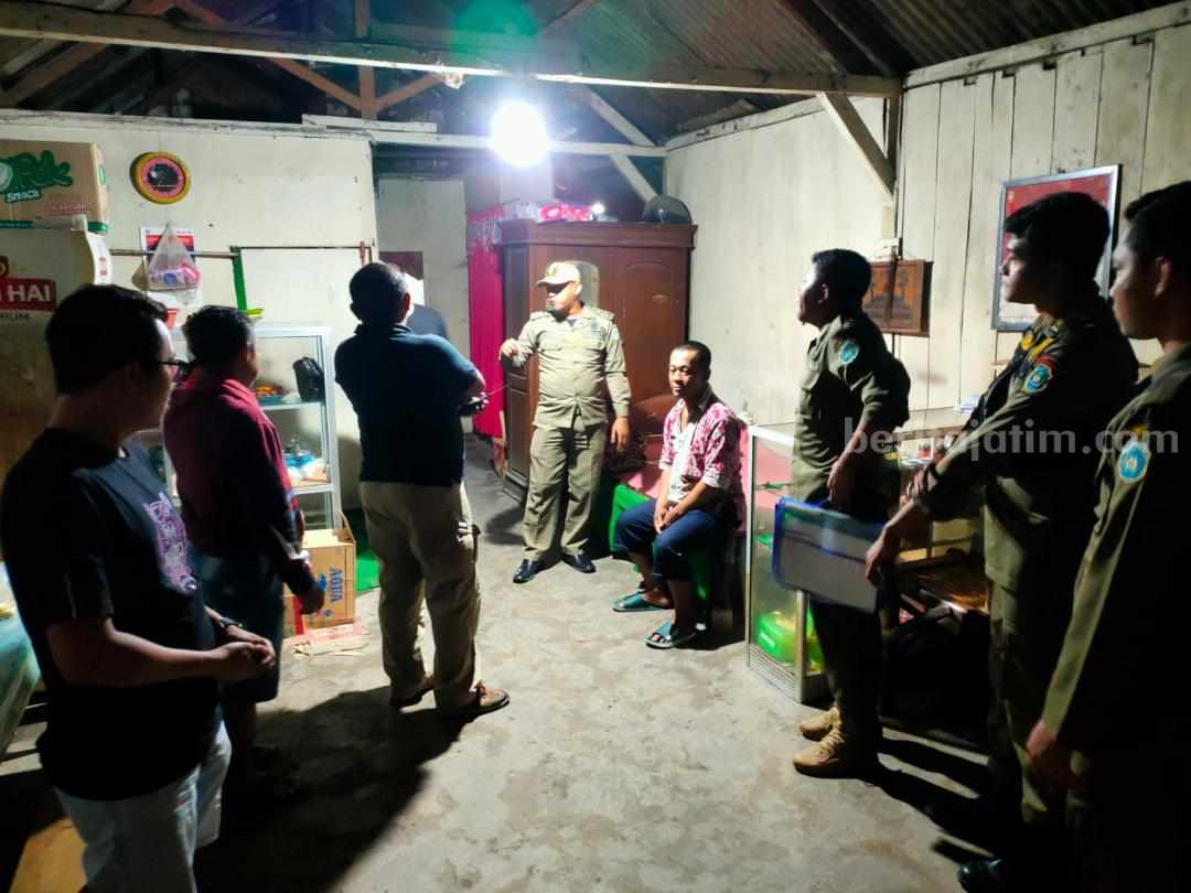 Barang bukti miras yang diamankan Satpol PP Lamongan dari Ops Miras (Foto: Dok. Satpol PP Lamongan).