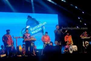 Pembukaan Ramadhan Megilan Festival Lamongan 2023 di Lamongan Sport Center (Foto: A. Thoriq Hidayatullah/beritajatim.com).