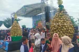 Festival Kupatan di Tanjung Kodok Lamongan