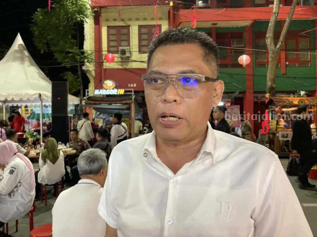 Kepala Dispendukcapil Surabaya Eddy Christijanto