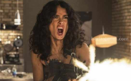 Bioskop Trans TV Hari Ini Film ‘Everly’: Salma Hayek Melawan Yakuza Tangkapan layar film Everly. (Sumber foto: IMDb.com)