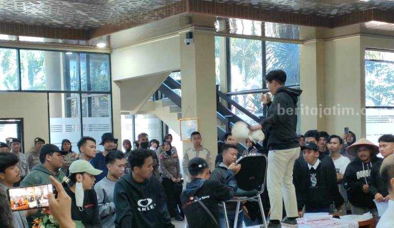 Ketua Komisi A DPRD Jember: Demo GMNI Seperti Preman