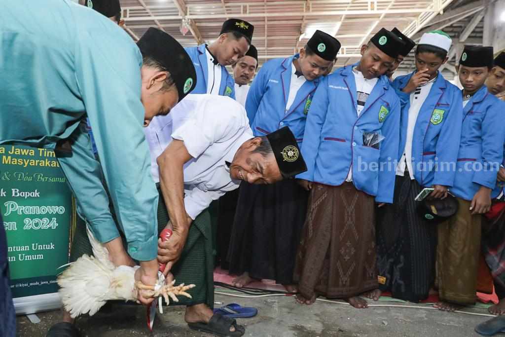 Kiai Muda Gelar Ngaji Fiqih dan Praktik Sembelih Hewan Halal foto beritajatim
