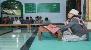 Gus-gus Nusantara Gelar Kegiatan Ngaji Fiqih Rukun Ramadhan Gus-gus Nusantara Jatim Ngaji Fiqih Ramadhan