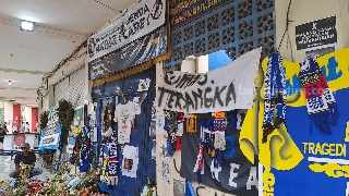 Aremania Beberkan Alasan Penolakan Renovasi Stadion Kanjuruhan Kondisi Stadion Kanjuruhan pasca Tragedi.
