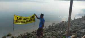 BPN Lakukan Investigasi Pantai Gersik Putih Sumenep yang Bersertifikat Hak Milik Warga menunjukkan lokasi pantai yang bersertifikat hak milik