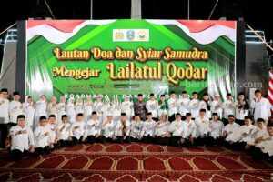 Lautan Doa dan Syiar Samudra Mengejar Lailatul Qadar