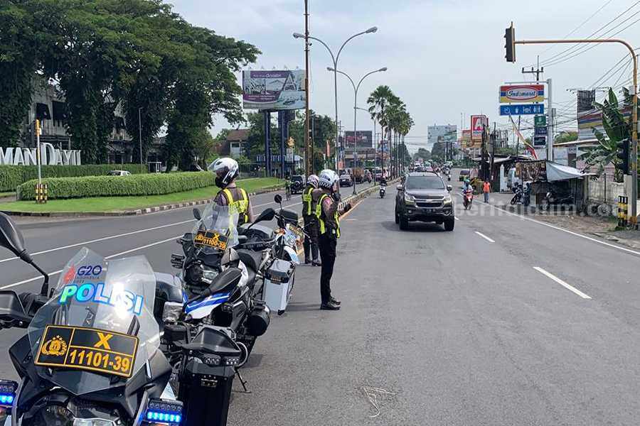 Simpang Taman Dayu Pasuruan Titik Kemacetan Saat Libur Lebaran 2023 Polres Pasuruan