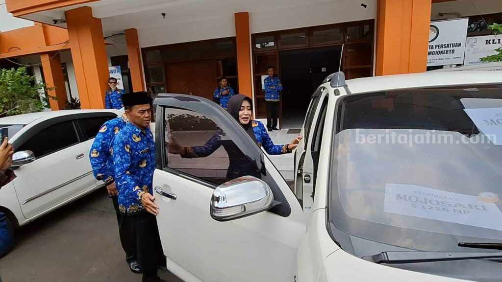 Bupati Mojokerto Larang Penggunaan Mobil Dinas Saat Libur Lebaran 2023 Bupati Mojokerto