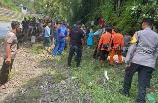 Bocah kelas 6 SD di kabupaten Blitar tewas tenggelam di aliran Sungai Brantas, Jumat (21/4/2023)