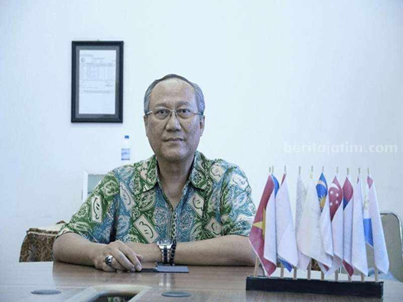 Profesor ITS Kembangkan Sistem Stereotaktik, Dukung Bedah Saraf Otak Guru Besar Teknik Informatika ITS Prof Riyanarto Sarno