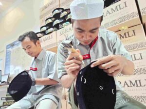 Ramadhan, Permintaan Songkok Asal Gresik Meningkat ramadhan