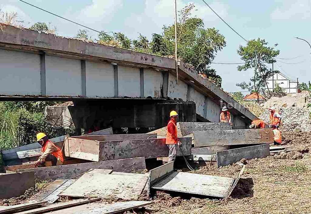 Jembatan Kacangan