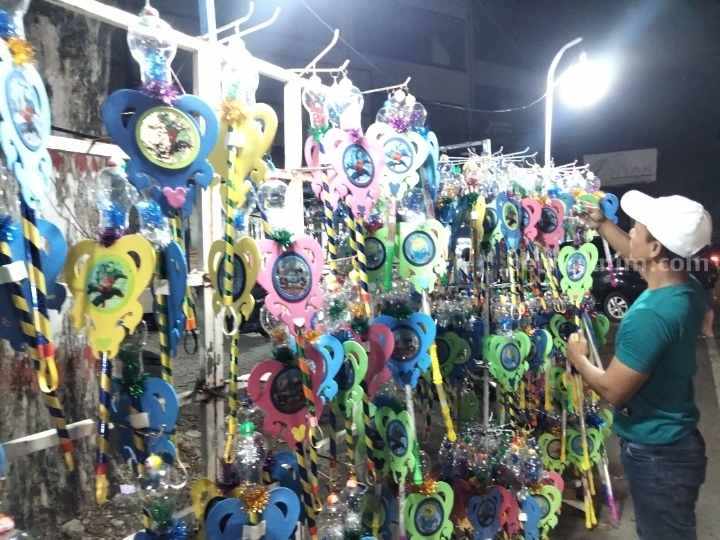 Tongkat Lampion