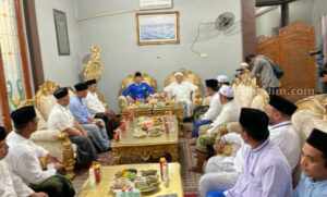 AHY Silaturahmi ke Pesantren Al-Hamidiy Banyuanyar