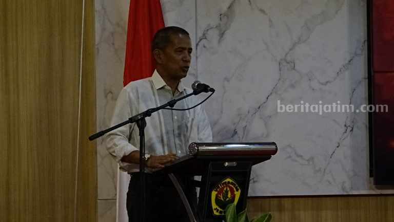 Siapkan Buku 20 Tahun Mahkamah Konstitusi