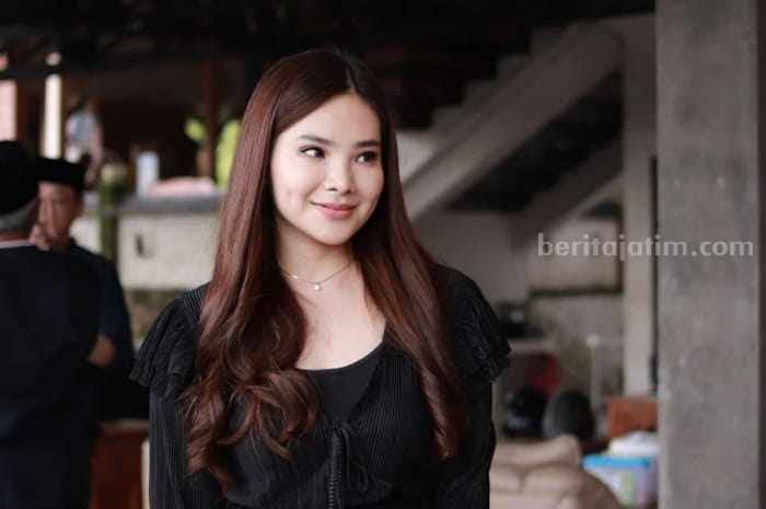 Bukan Dipecat! Surat PAW Regina Tegaskan Politisi Cantik Itu Mundur dari PDIP WhatsApp Image 2023-04-11 at 15.00.20