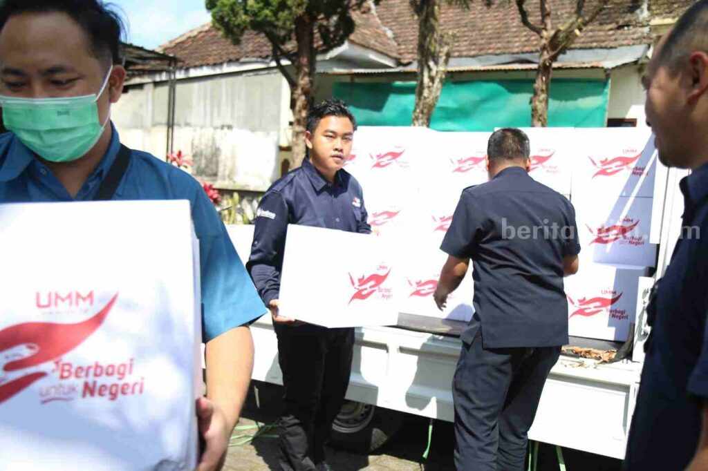 Jelang Ramadhan Berakhir, UMM Malang Lakukan Bakti Sosial di Pujon dan Jabung