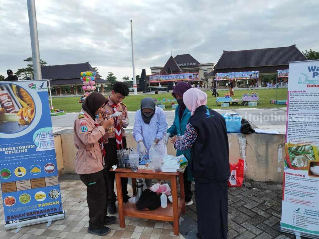 Loka POM Kediri Libatkan Pramuka dalam Pengawasan Takjil