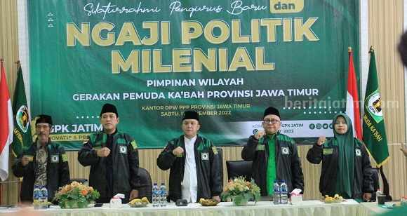 Ketua GPK Jatim H Mujtahidur Ridho (dua dari kiri)