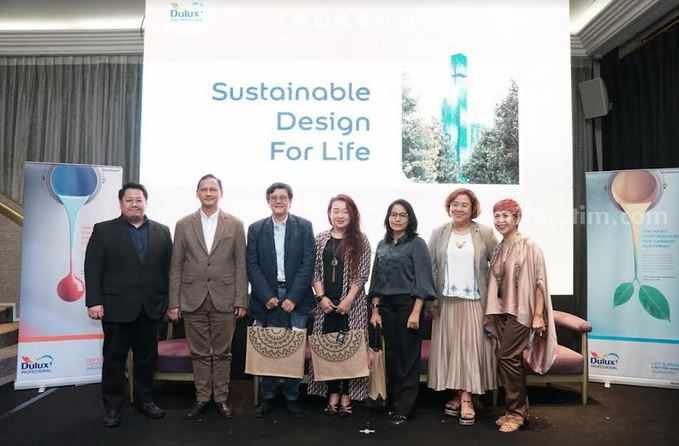 Foto bersama dalam acara Dulux Professional Talkshow.