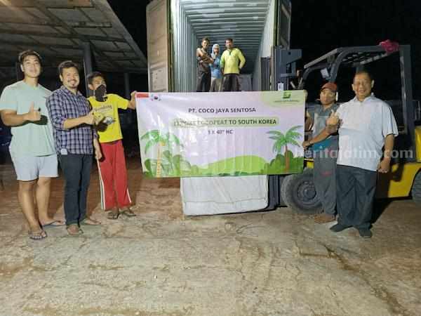 Persiapan pengiriman cocopeat ke Korsel