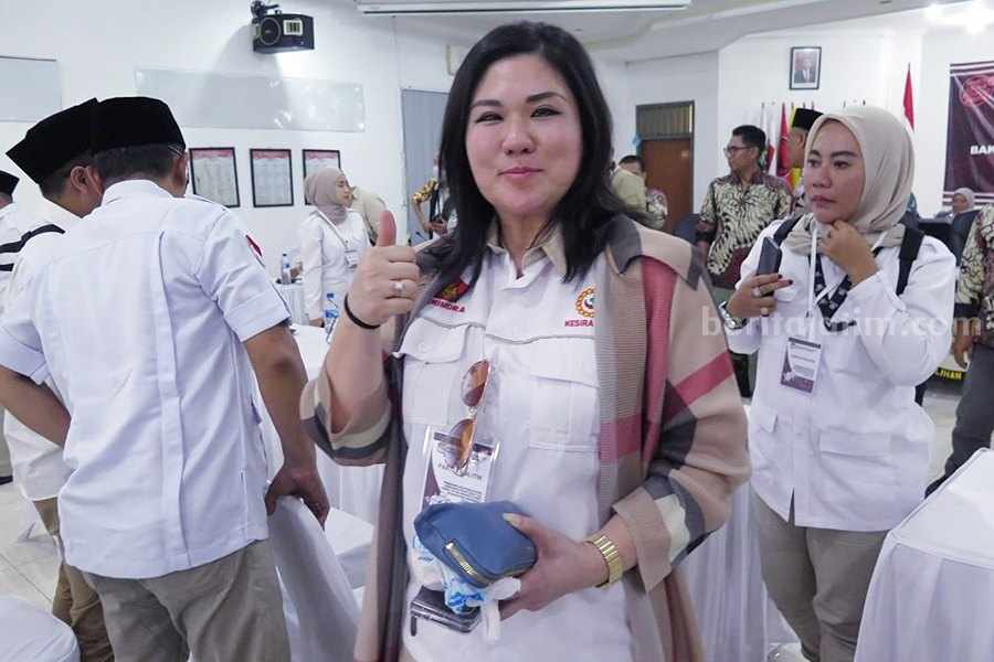 Yuli Maria Lyanawati S.Sos M.T aktifis Kesira Jawa Timur Yuli Maria Lyanawati S.Sos M.T aktifis Kesira Jawa Timur