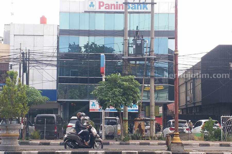 KCP Panin Bank di Jalan A. Yani Sidoarjo