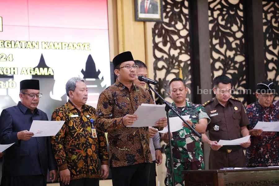 Bupati Sidoarjo Bersama Tokoh Lintas Agama Deklarasi Tolak Kampanye di Tempat Ibadah