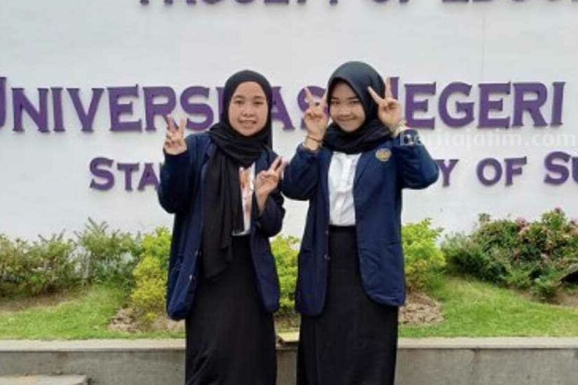 Mahasiswa FIP Unesa yang mendapatkan program bebas skripsi karena prestasi lolos pimnas.