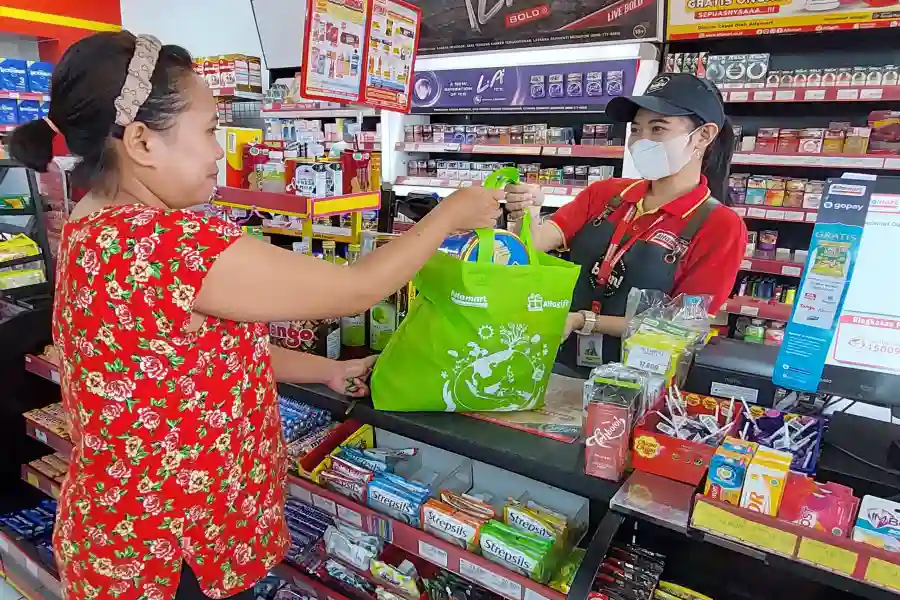 Setiap Tgl 20 Alfamart Sediakan Eco Bag Cantik Seharga Rp 500 Alfamart