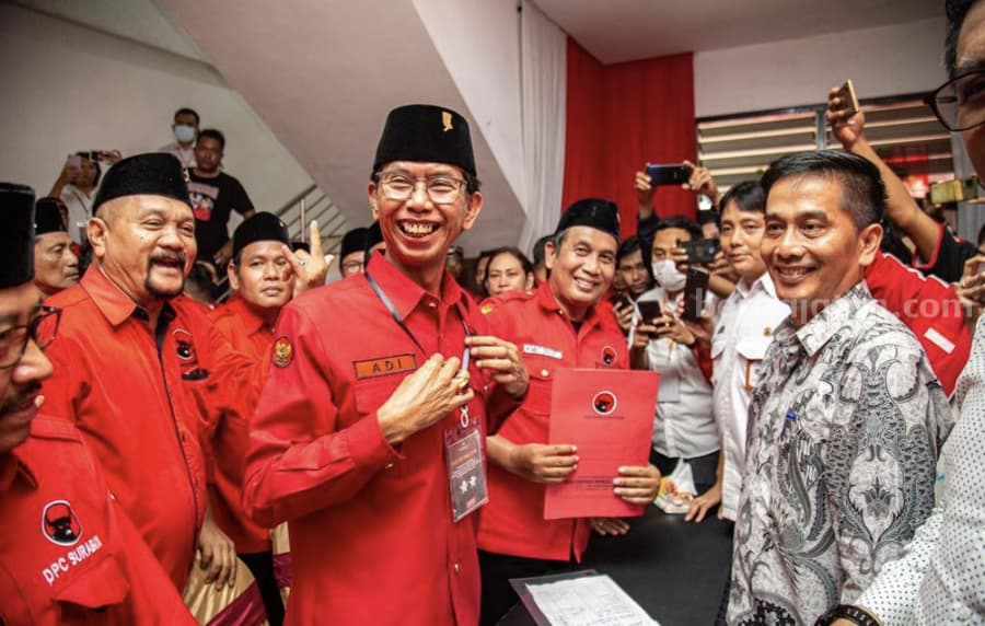Pendaftaran Bacaleg PDI Perjuangan Kota Surabaya ke KPUD setempat, Kamis (11/5/2023).