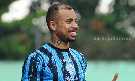 Misi Gustavo Almeida Bersama Arema FC Penyerang asing Arema FC, Gustavo Almeida. (Media Officer Arema FC)
