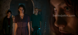 Jadwal Film Evil Dead Rise Hari Ini, 6 Mei 2023 di Bioskop Blitar, Jember, Madiun dan Kediri Tangkapan layar film Evil Dead Rise. (Sumber foto: IMDb.com)