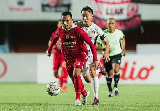 Ferdinand Sinaga Jadi Pemain Paling Senior di Persebaya